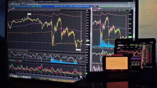 The Best Trading Platforms: Features and Comparisons